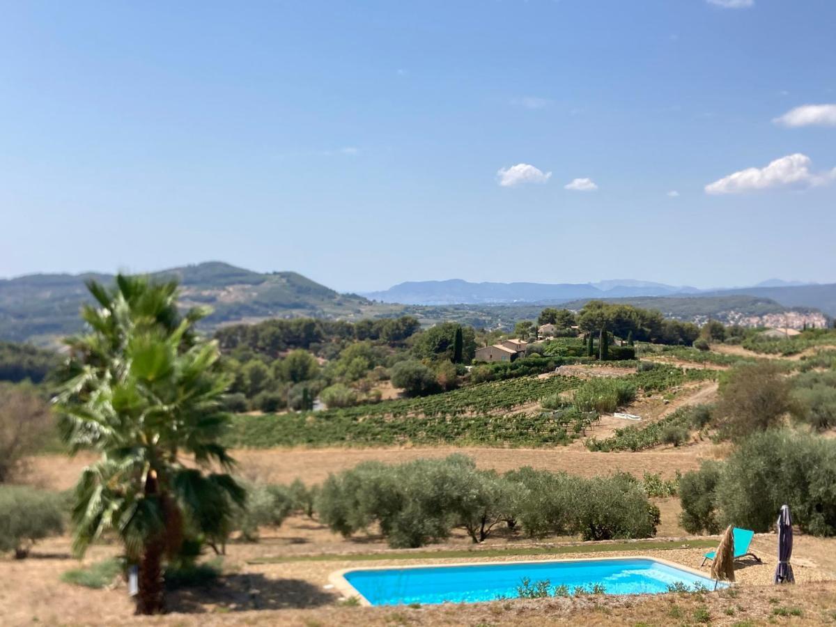 La Venturonne Appartement Neuf Rez De Jardin 45 M2 Vue Mer Et Vignes 10 Mn Des Plages Le Beausset Eksteriør bilde